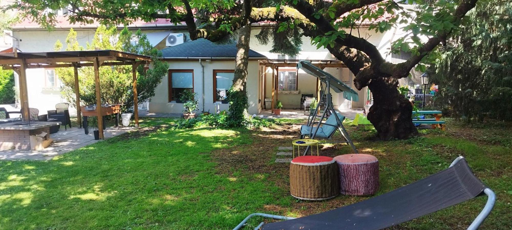 Rakoczi Guesthouse Miskolc Exteriör bild